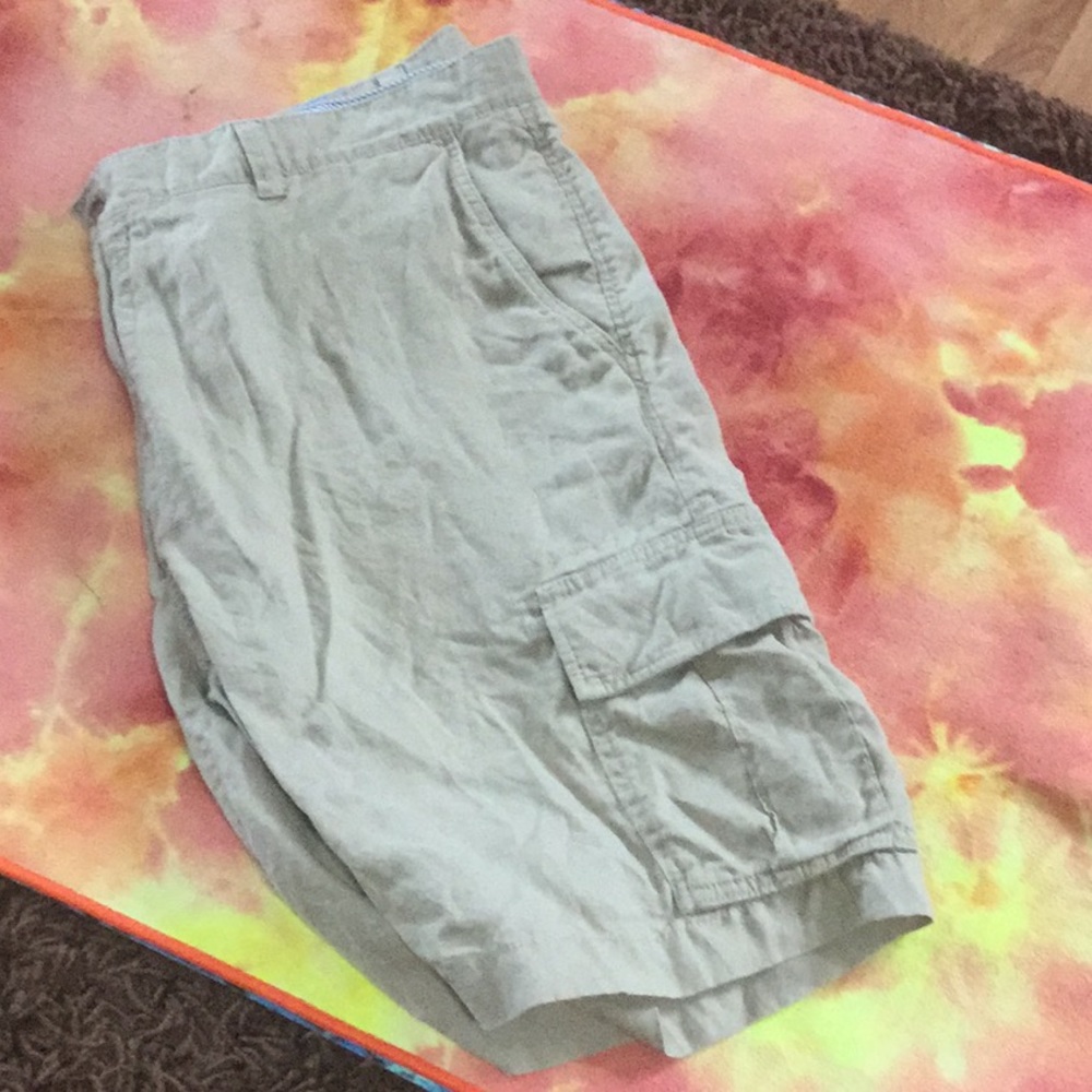 Cremieux cargo shorts